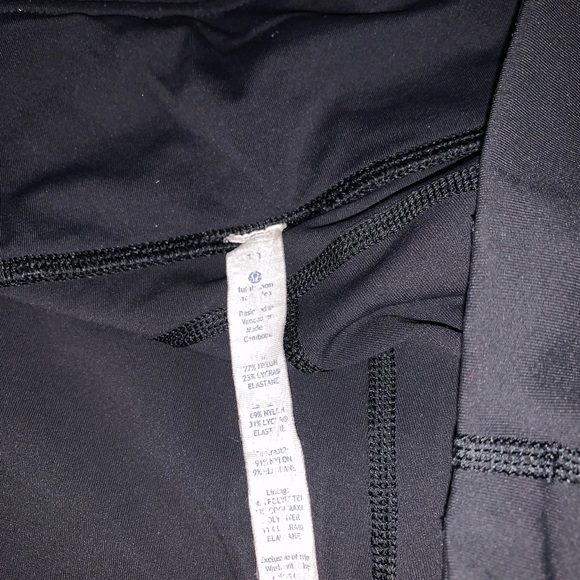 Lululemon Cropped Black Leggings - Picture 4 of 5